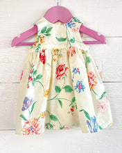 Load image into Gallery viewer, Simple Sleeveless Dress Workshop, with Ariane Clark (Thursdays June 18th & 25th)