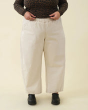 Load image into Gallery viewer, Parker Pants (by BF Patterns) with Liz Simpson ( 3 x Tuesdays starting September 15th, 6-9pm)