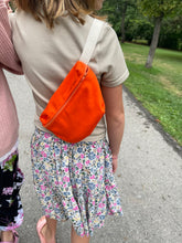 Load image into Gallery viewer, Monday Dec 22 *MORNING* (HOLIDAY BREAK HALF-DAY SEWING CAMPS)