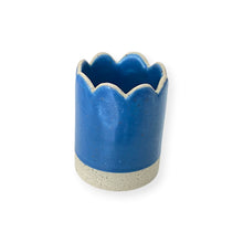 Load image into Gallery viewer, Good Stuff Pots - Ceramic Scallop Thread Catcher
