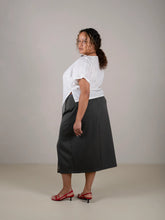 Load image into Gallery viewer, Pleat Top with Liz Simpson (July 7th & 8th, Tuesday & Wednesday back to back.)