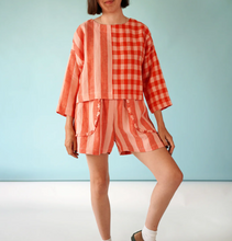 Load image into Gallery viewer, Craft Studio Boxy Tee with Liz Simpson (Sunday March 22nd & 29th, 10am-1pm)