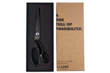 Load image into Gallery viewer, Midnight Edition Pinking Shears 9”
