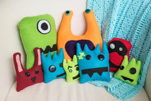 Load image into Gallery viewer, Kids Summer Camp 2026 WEEK 2 ~ July 27 - 31 ~ Stuffies Week (ages 7-13)