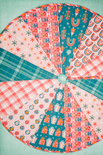 Load image into Gallery viewer, 12 Piece Christmas Tree Skirt Sewing Pattern