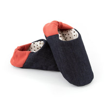Load image into Gallery viewer, 4025 // NORDIK Quilted booties and slippers with travel bag - Jalie