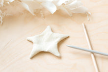 Load image into Gallery viewer, Sewing pattern - Christmas stocking with ornements