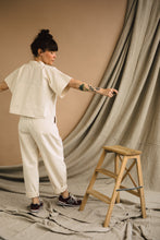 Load image into Gallery viewer, ZW Cropped Shirt