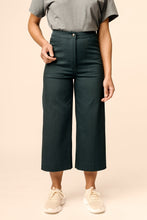 Load image into Gallery viewer, Culottes sewing pattern