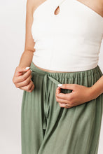 Load image into Gallery viewer, Simple pants sewing pattern