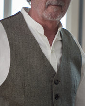 Load image into Gallery viewer, Belvedere Waistcoat PDF