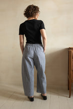 Load image into Gallery viewer, Pantalon asymétrique Elvis