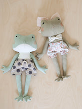 Load image into Gallery viewer, Frog Soft Toy Sewing Pattern