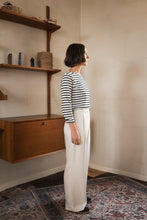 Load image into Gallery viewer, Pantalon tailleur portefeuille Hugo