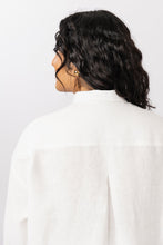 Load image into Gallery viewer, Shit with a back pleat sewing pattern