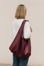 Load image into Gallery viewer, Hobo Bag Schnittmuster CLEO