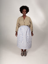 Load image into Gallery viewer, ZW Cropped Shirt