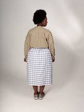 Load image into Gallery viewer, ZW Cropped Shirt