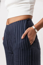 Load image into Gallery viewer, AIRI wide leg trousers