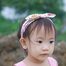 Load image into Gallery viewer, Airy Bow Headband Pattern