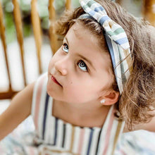 Load image into Gallery viewer, Airy Bow Headband Pattern