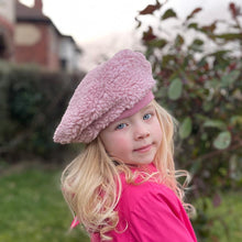 Load image into Gallery viewer, Bonnie Wee Beret Pattern