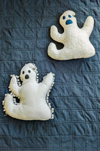 Load image into Gallery viewer, Ghost Pillow Sewing Pattern