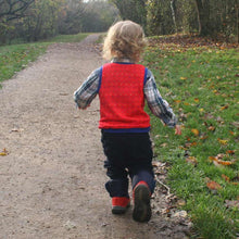 Load image into Gallery viewer, Nordic Fox Vest Pattern