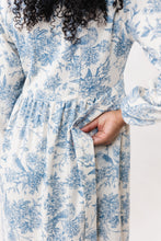 Load image into Gallery viewer, OODI gathered midi dress