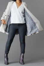 Load image into Gallery viewer, Opium Coat Pattern