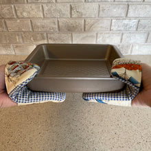 Load image into Gallery viewer, Oven Mitts