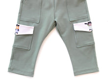 Load image into Gallery viewer, Pirates Cargo Pants Pattern