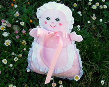 Load image into Gallery viewer, Sweetheart Plush Doll Pattern
