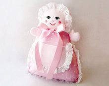 Load image into Gallery viewer, Sweetheart Plush Doll Pattern