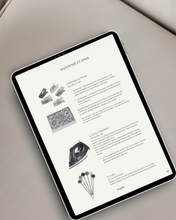 Load image into Gallery viewer, TOUT SUR LA COUTURE - ebook | DOMANI PATTERNS | VERSION FRANÇAISE