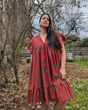 Load image into Gallery viewer, The Dolly Dress with Ariane Clark (April 22nd, 29th and May 6th, 6-9pm)
