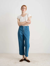 Load image into Gallery viewer, Classic Denim JEANS with Liz Simpson (5 wks Oct 19, 26, Nov 2, 9, 16)

