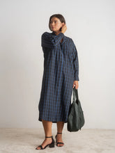 Load image into Gallery viewer, Genra Top by Daughter Judy (Sunday 10am, January 11th, 18th, 25th, Feb 1st)
