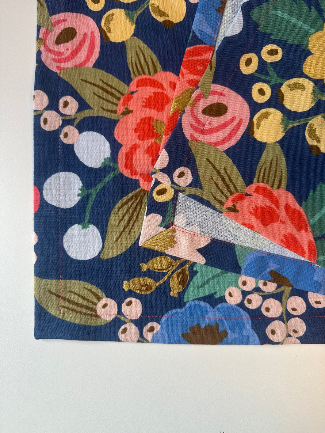 Beginner Project: Mitered Corner Napkins with Liz Simpson (Thursday Dec 4th, 6-9pm)
