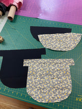 Load image into Gallery viewer, Easy Quilted Crossbody Bag, with Ariane Clark (Friday January 23rd, or Wednesday February 4th 5:30-8:30pm)
