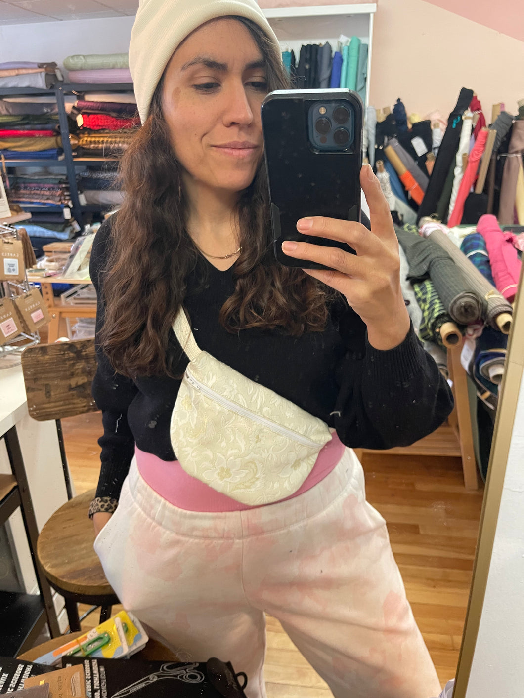 Easy Quilted Crossbody Bag, with Ariane Clark (Friday January 23rd, or Wednesday February 4th 5:30-8:30pm)