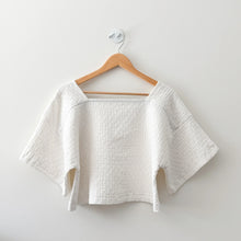 Load image into Gallery viewer, Rectangle top by Sewing Therapy, with Liz Simpson (Mondays January 12th &amp; 19th 6-8:30pm)
