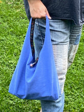 Load image into Gallery viewer, The Staple Sling Bag, Beginner Sewing Project (Tuesday Nov 11th 5:30-9:30pm)

