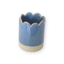 Load image into Gallery viewer, Good Stuff Pots - Ceramic Scallop Thread Catcher
