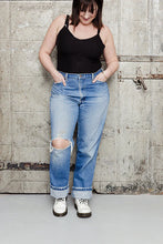 Load image into Gallery viewer, *NEW* Collaboration with Sequel Jeans ~ Waistband Alteration (Sunday Jan 11th 1-4pm)
