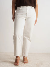 Load image into Gallery viewer, Classic Denim JEANS with Liz Simpson (5 wks Oct 19, 26, Nov 2, 9, 16)
