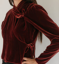 Load image into Gallery viewer, Close up side view of Nepali shirt side ties.
