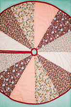 Load image into Gallery viewer, 12 Piece Christmas Tree Skirt Sewing Pattern
