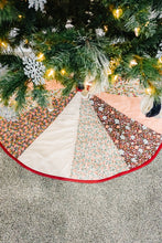 Load image into Gallery viewer, 12 Piece Christmas Tree Skirt Sewing Pattern
