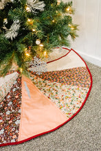 Load image into Gallery viewer, 12 Piece Christmas Tree Skirt Sewing Pattern
